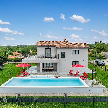 Family By 22estates Nyaraló